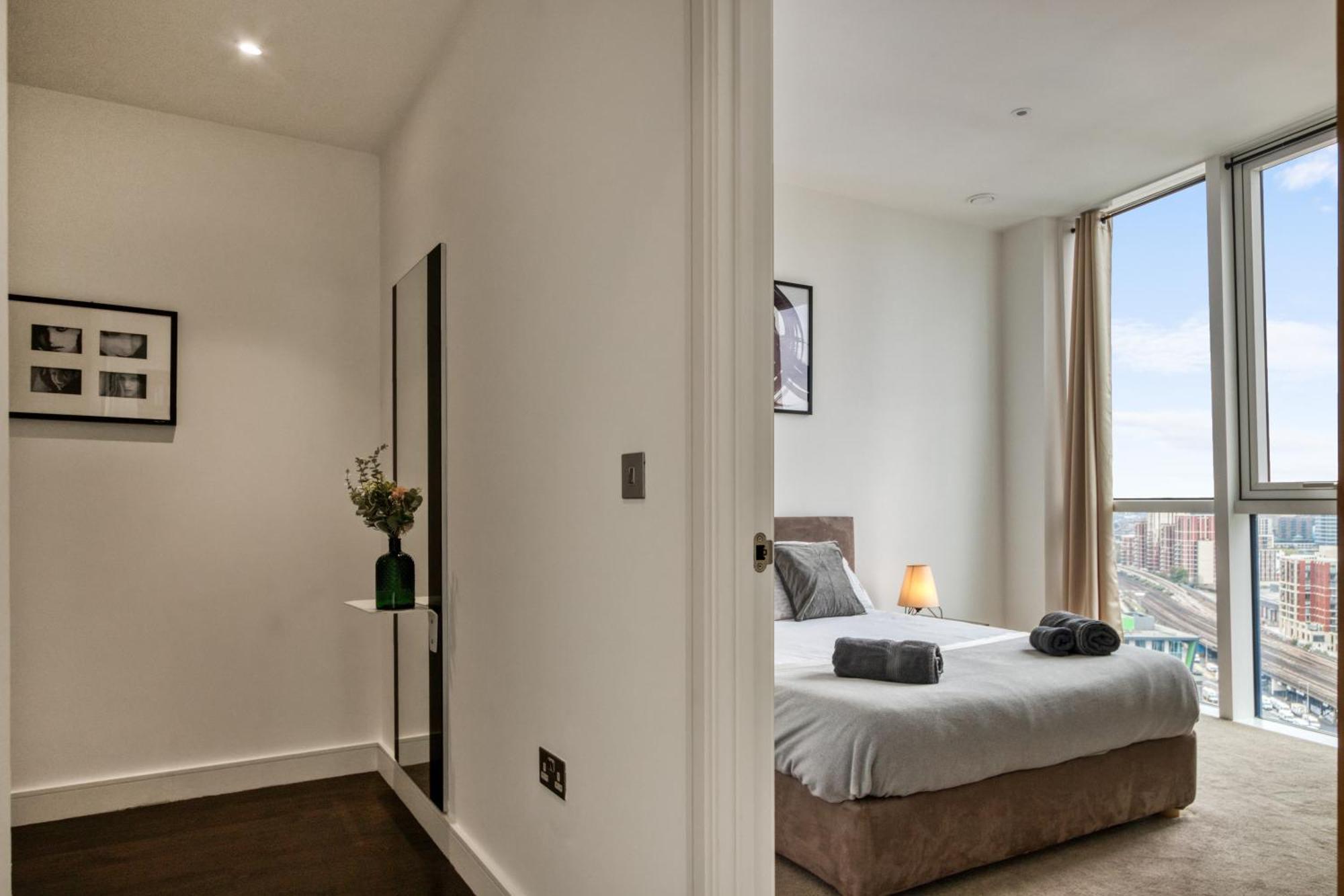 Stunning 360º View Luxurious Penthouse Apartman London Kültér fotó