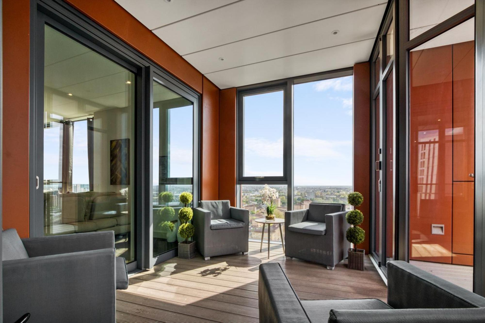 Stunning 360º View Luxurious Penthouse Apartman London Kültér fotó
